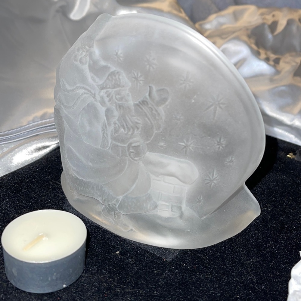 Avon Vtg Collectible “St Nicks Starlit Ride” Frosted Glass Candle Holder